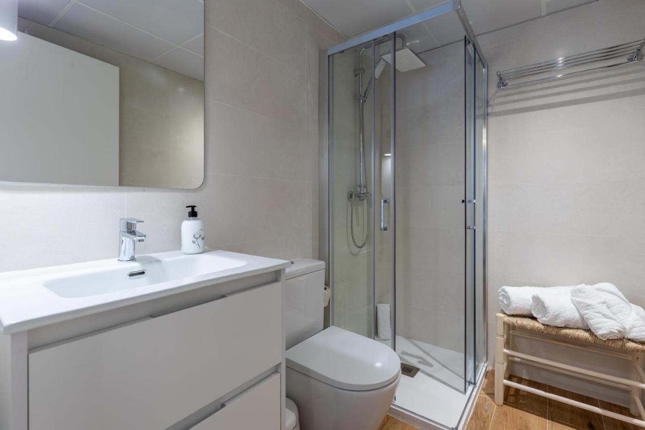 Apartup Opera Loft Love Valencia Buitenkant foto